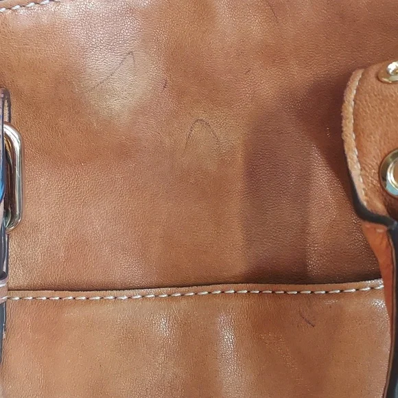 Michael Kors Tan Leather Bag - Picture 15 of 16